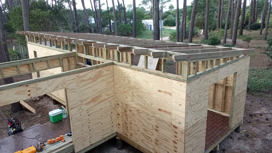 Paredes de madera en construcción